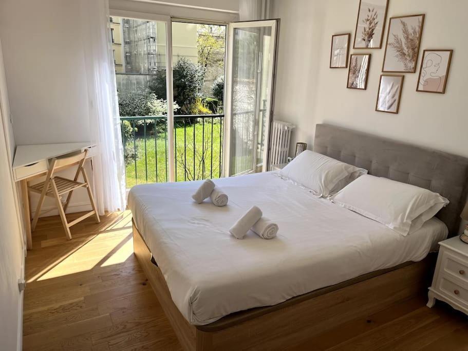 Appartement Superbe Avec Belle Vue Jardin Paris