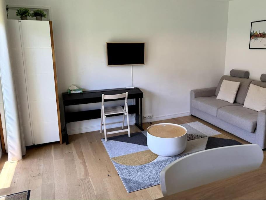 Appartement Superbe Avec Belle Vue Jardin Paris