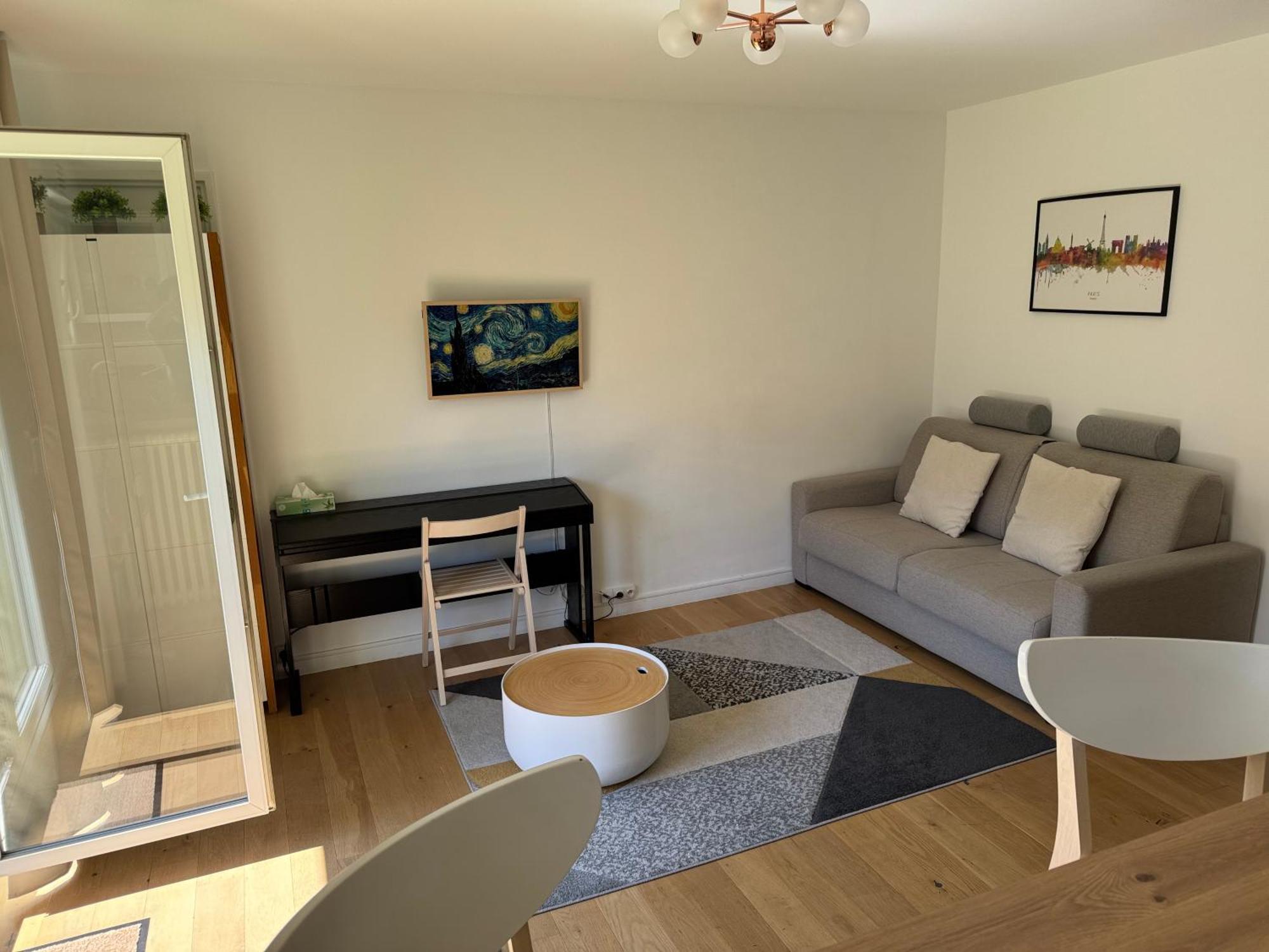 Appartement Superbe Avec Belle Vue Jardin Paris